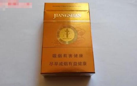地摊卖外烟有什么后果